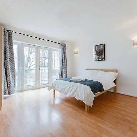 Up To 4 People, Room In A Share House Next To London Bridge Extérieur photo