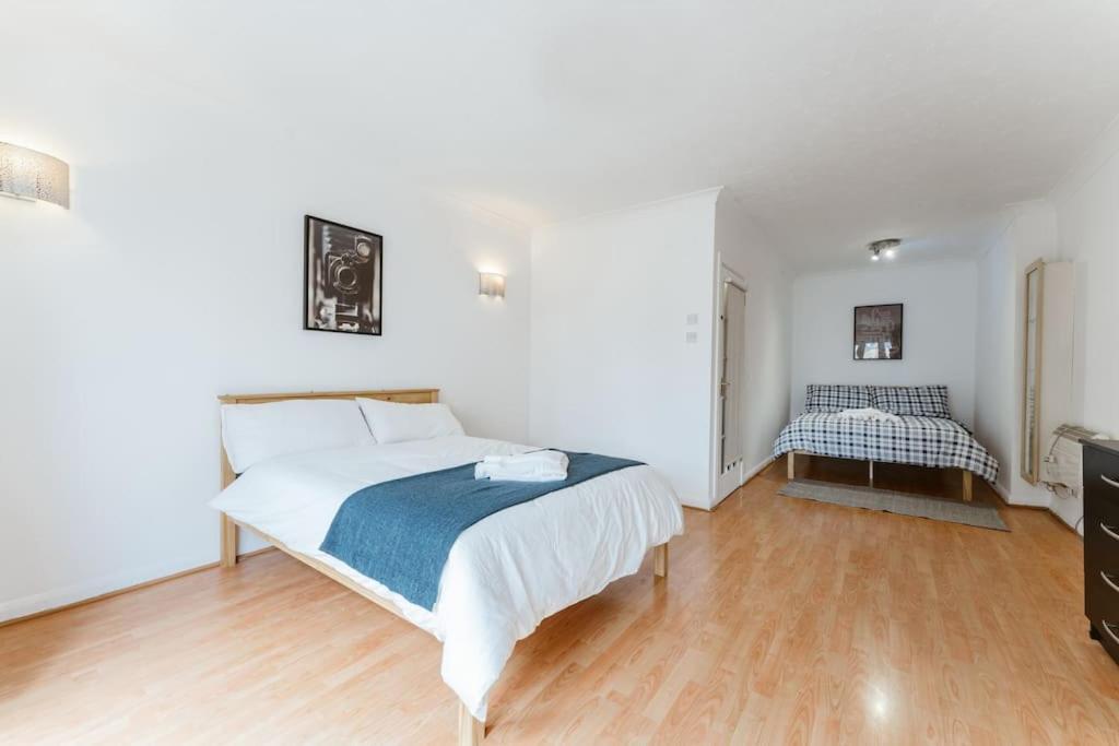 Up To 4 People, Room In A Share House Next To London Bridge Extérieur photo